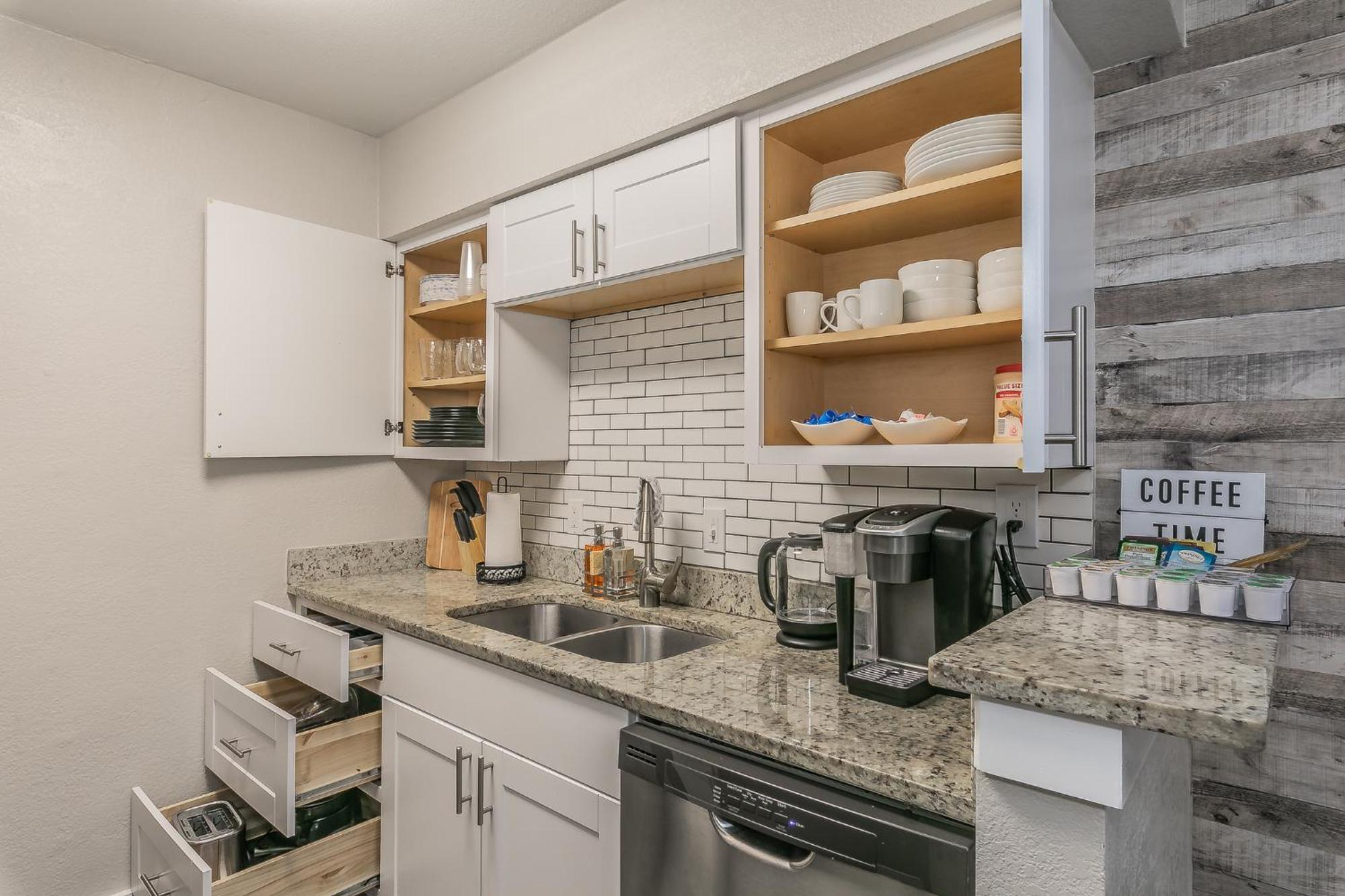 ארלינגטון Cozy 2Br Farmhouse Apt - Sleeps 8 - Free Parking! מראה חיצוני תמונה