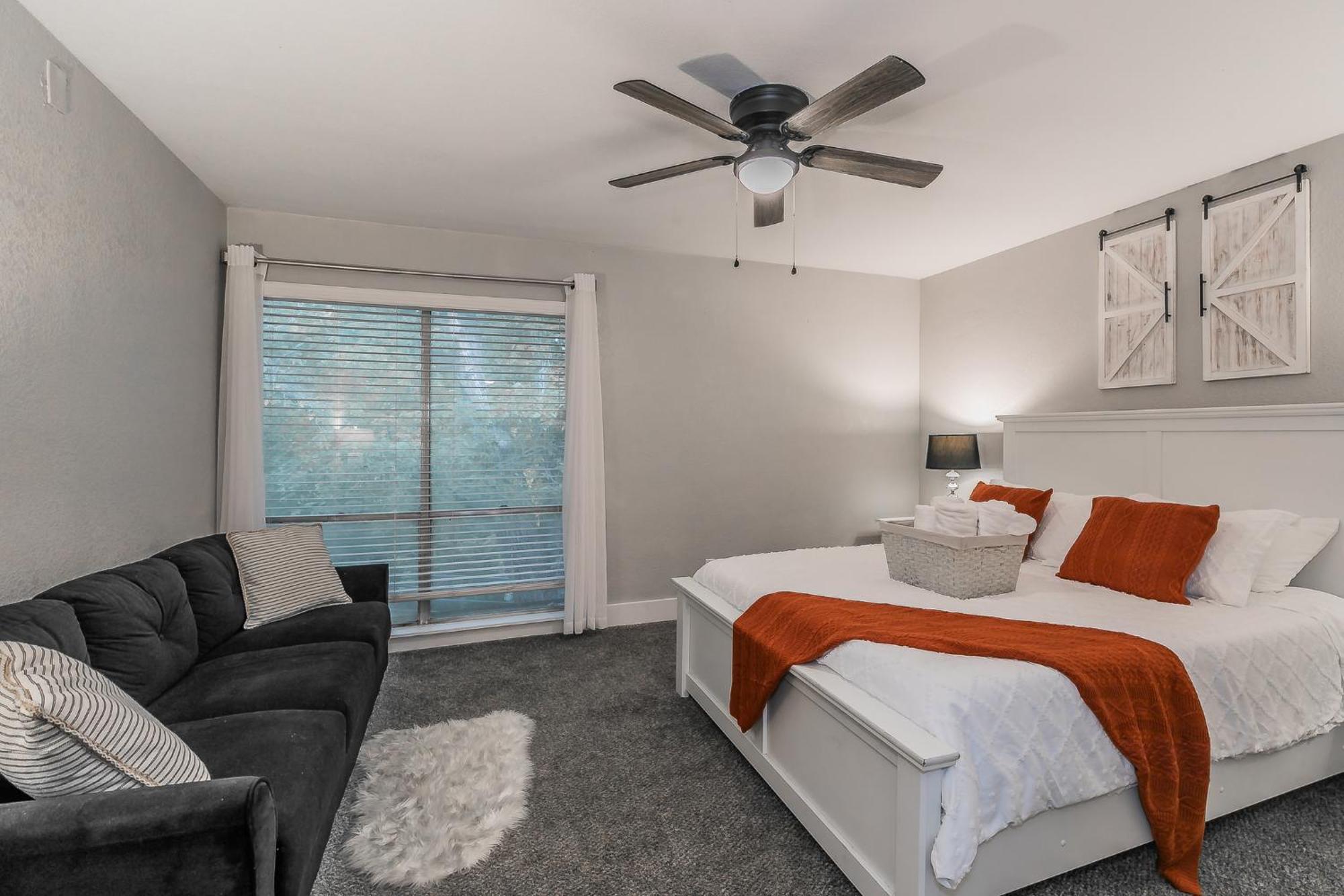 ארלינגטון Cozy 2Br Farmhouse Apt - Sleeps 8 - Free Parking! מראה חיצוני תמונה